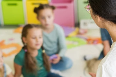 Czy praca w przedszkolu to Twoje marzenie? Zostań asystentem nauczyciela przedszkola!